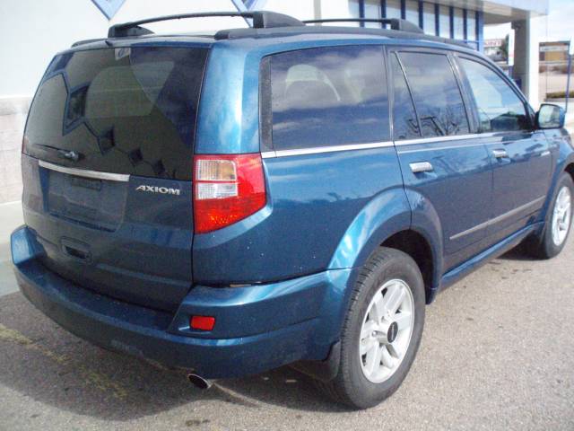 2002 Isuzu Axiom Limited