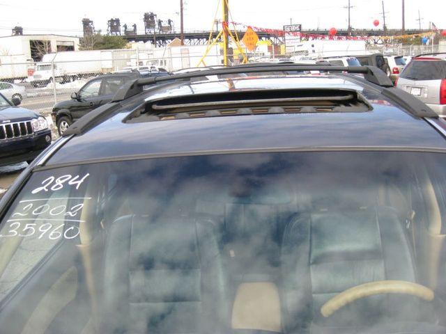 2002 Isuzu Axiom SUV