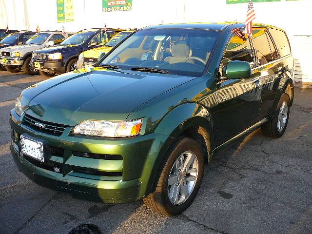 2002 Isuzu Axiom SW2