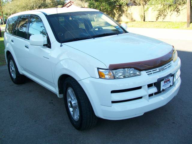 2002 Isuzu Axiom Limited