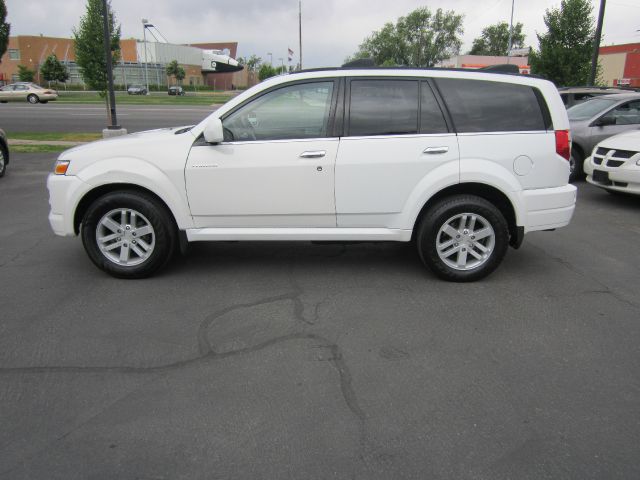 2003 Isuzu Axiom 2d Coupe 442