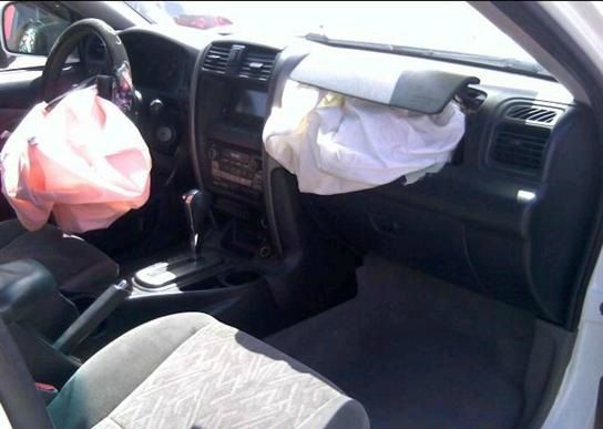 2004 Isuzu Axiom Touring / AWD