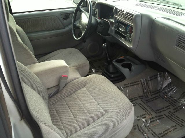 1997 Isuzu Hombre SLT Reg. Cab 4x4