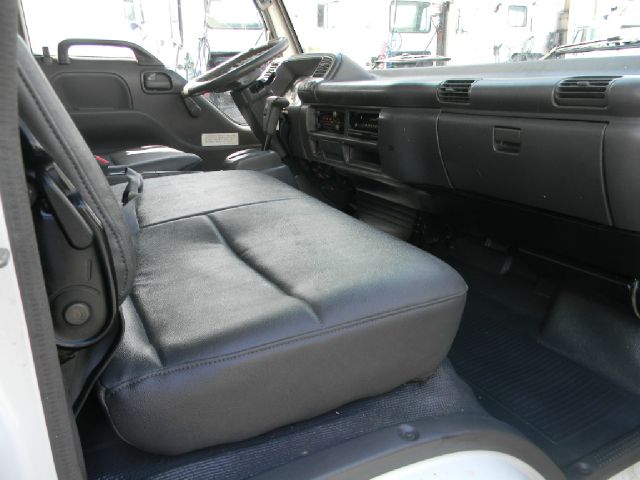 1997 Isuzu NPR Unknown