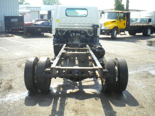 2001 Isuzu NPR Unknown