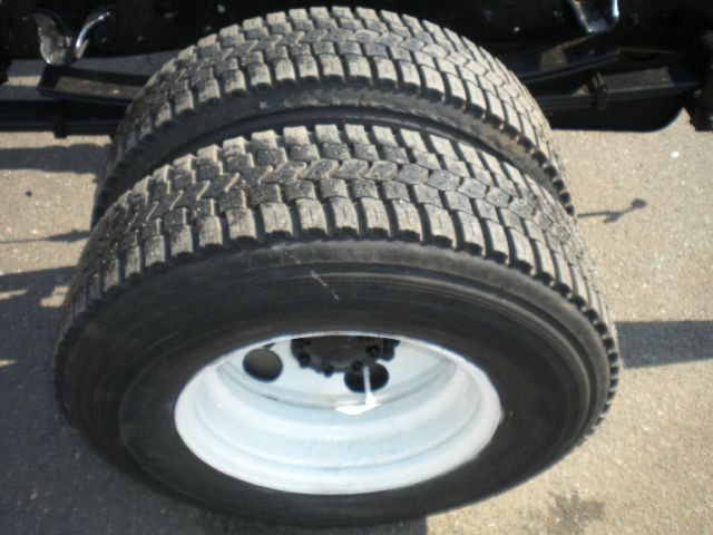 2003 Isuzu NPR Unknown