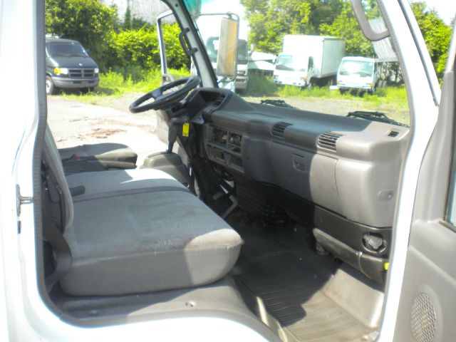 2003 Isuzu NPR Unknown