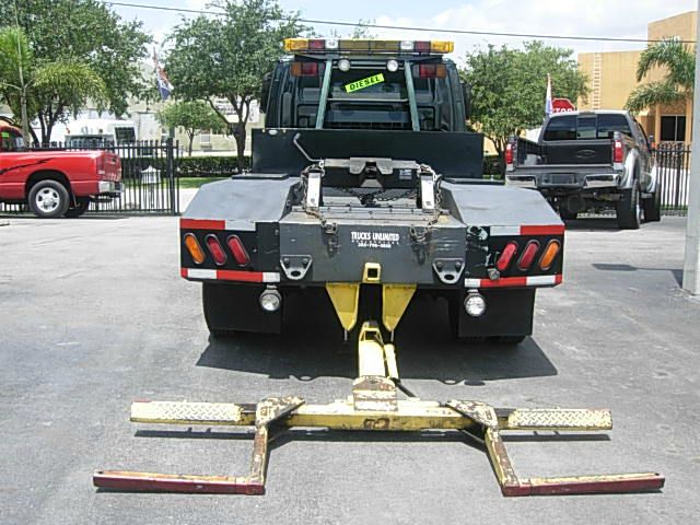 2003 Isuzu NPR Unknown