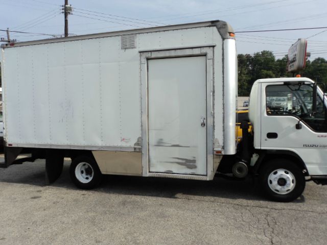 2004 Isuzu NPR Unknown