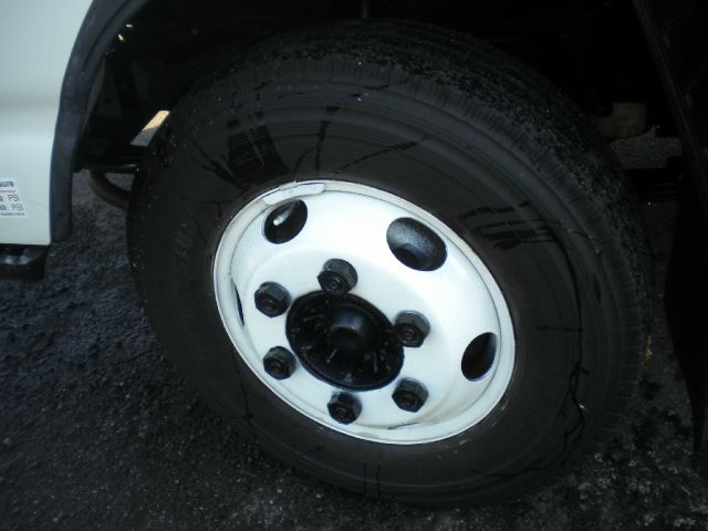 2005 Isuzu NPR Unknown