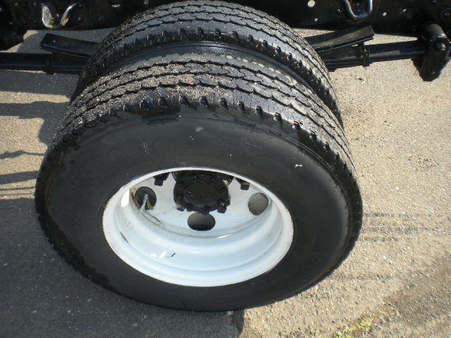 2005 Isuzu NPR Unknown