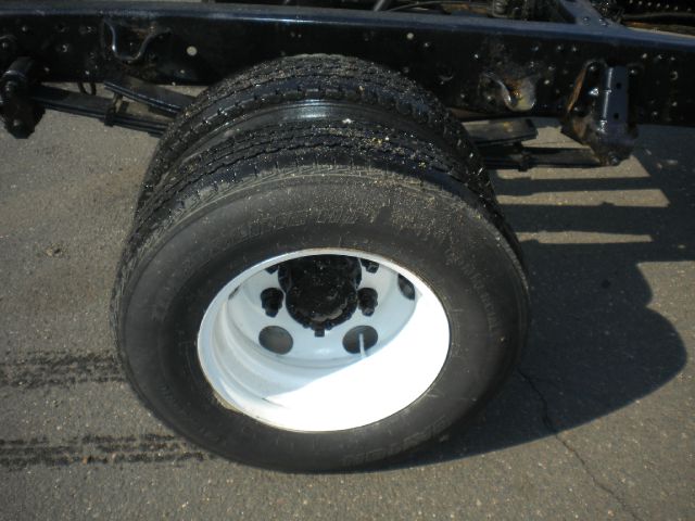 2005 Isuzu NPR Unknown