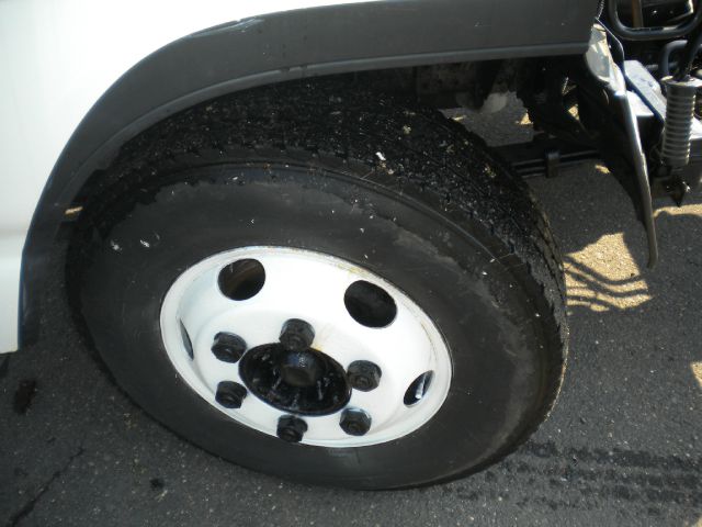 2005 Isuzu NPR Unknown