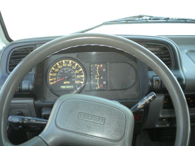 2005 Isuzu NPR Unknown