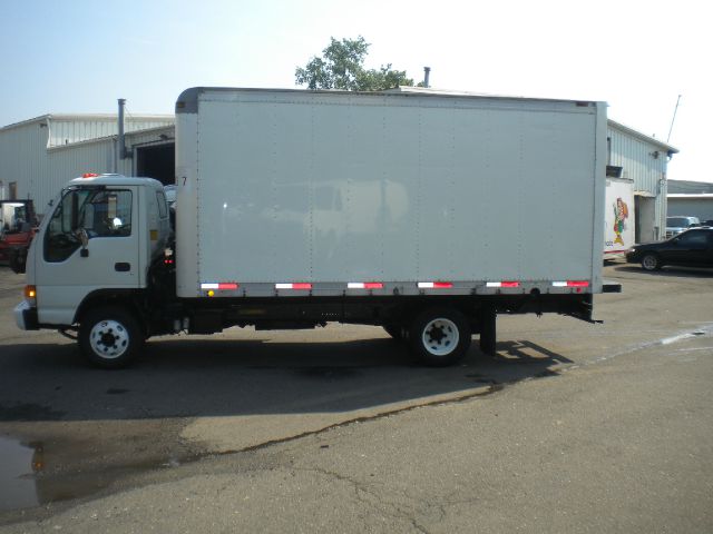 2005 Isuzu NPR Unknown