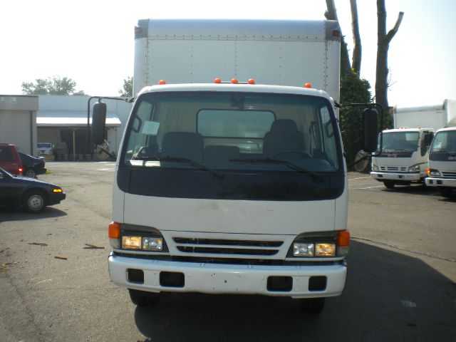 2005 Isuzu NPR Unknown