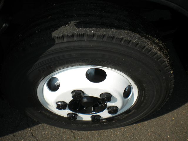 2005 Isuzu NPR Unknown