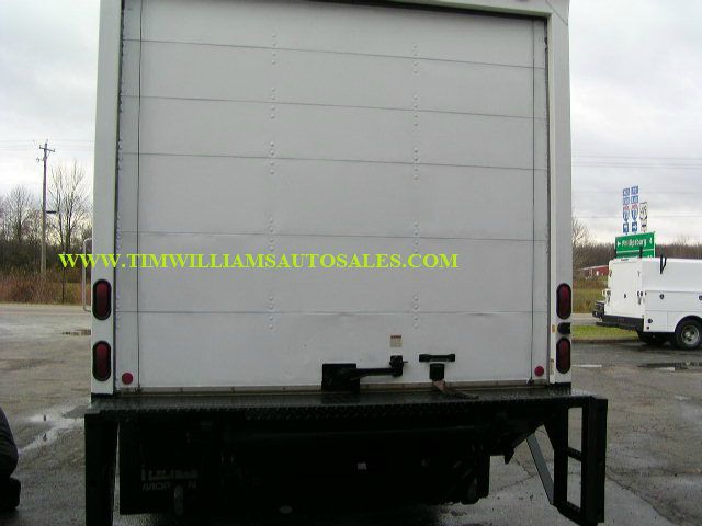 2005 Isuzu NPR HD Unknown