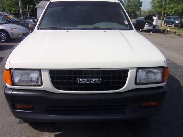 1997 Isuzu Rodeo 4dr Sdn Auto GLS Sedan
