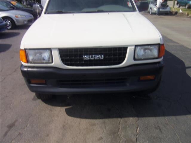 1997 Isuzu Rodeo 4dr Sdn Auto GLS Sedan