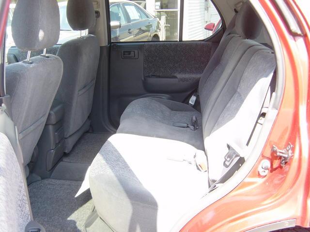 2001 Isuzu Rodeo 4dr Sdn Auto GLS Sedan