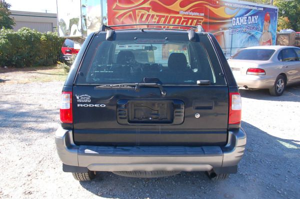 2002 Isuzu Rodeo Touring / AWD