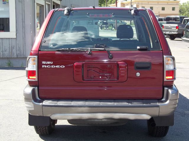 2002 Isuzu Rodeo Touring / AWD