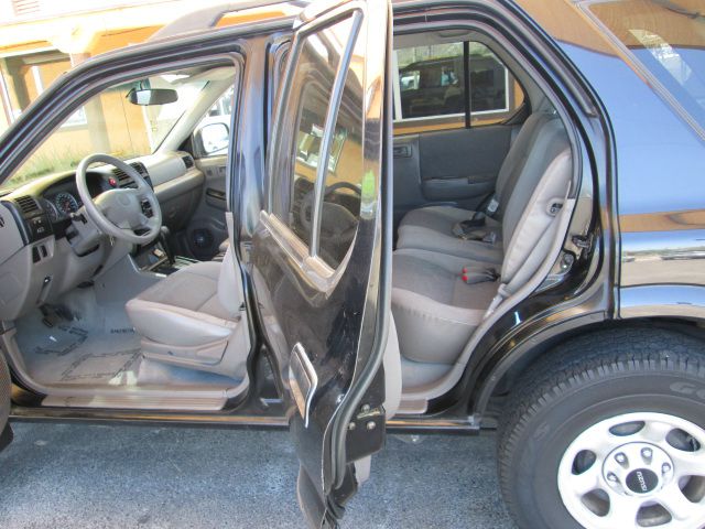 2003 Isuzu Rodeo 25