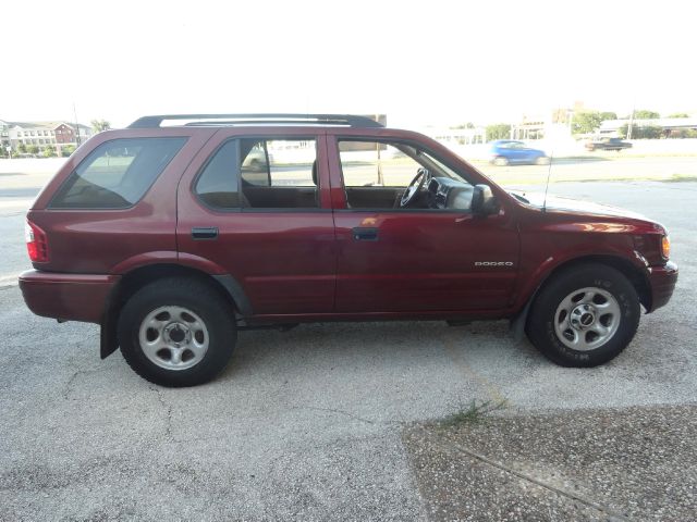 2003 Isuzu Rodeo 25