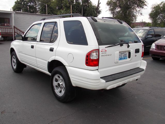 2003 Isuzu Rodeo Touring / AWD