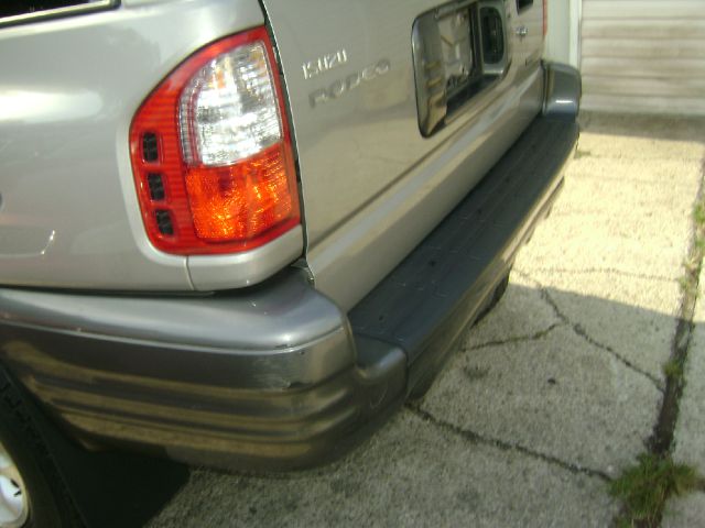 2004 Isuzu Rodeo I Sports Sedan Sport