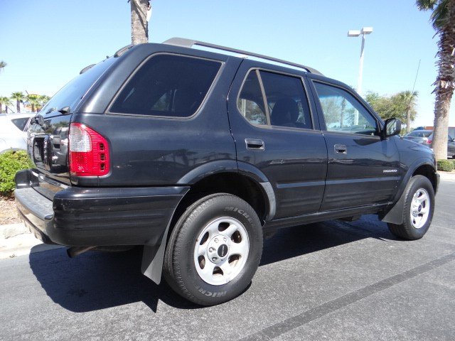 2004 Isuzu Rodeo RS