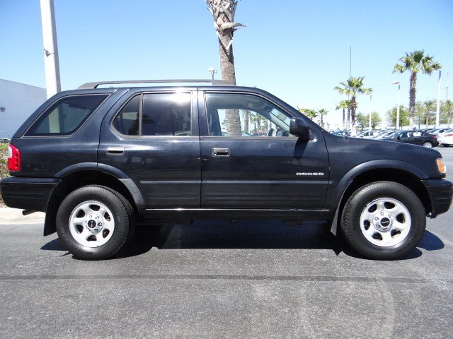 2004 Isuzu Rodeo RS