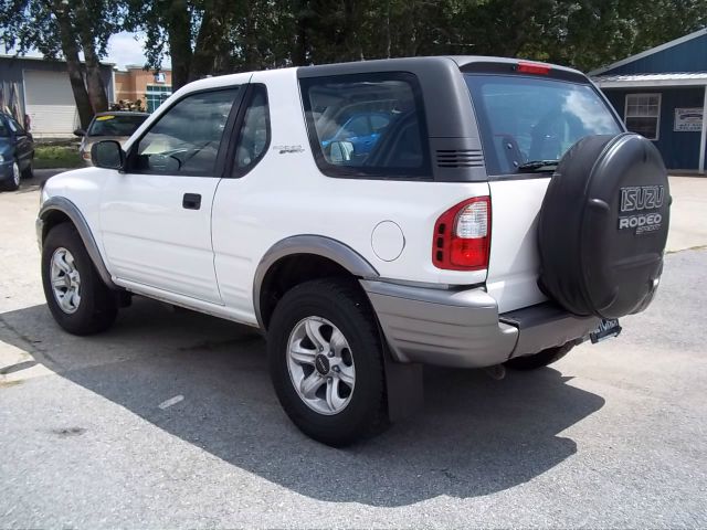 2002 Isuzu Rodeo Sport 4DR Minivan FWD