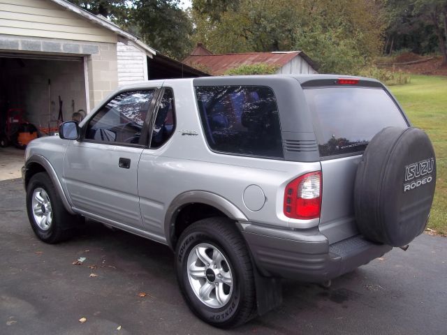2002 Isuzu Rodeo Sport F