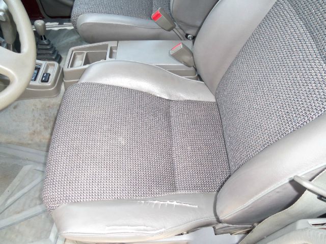 1991 Isuzu Trooper CX Plus