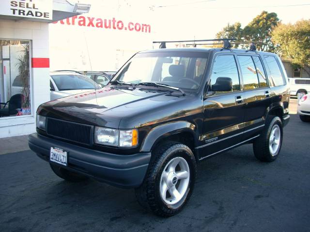 1993 Isuzu Trooper LS Hatchback
