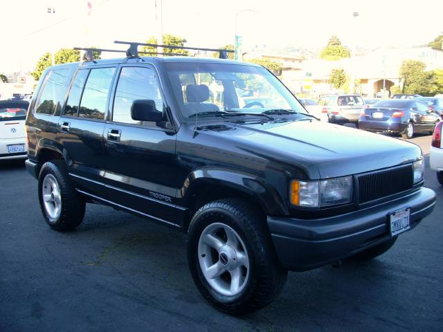 1993 Isuzu Trooper LS Hatchback