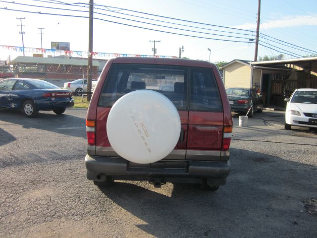 1995 Isuzu Trooper XR
