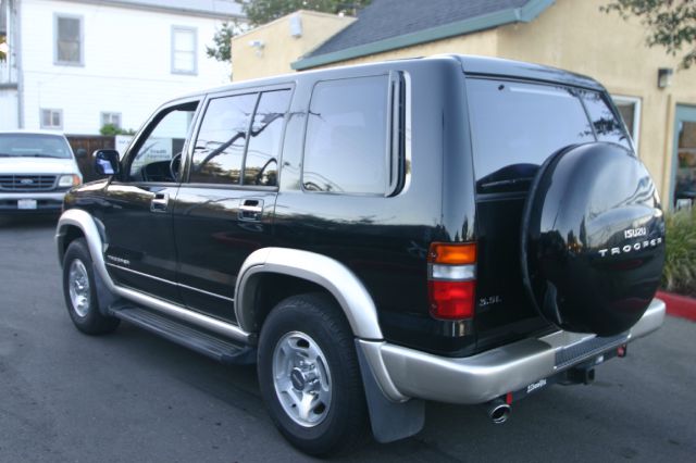 1998 Isuzu Trooper XR