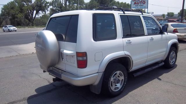 1998 Isuzu Trooper XR