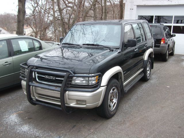 1998 Isuzu Trooper XR