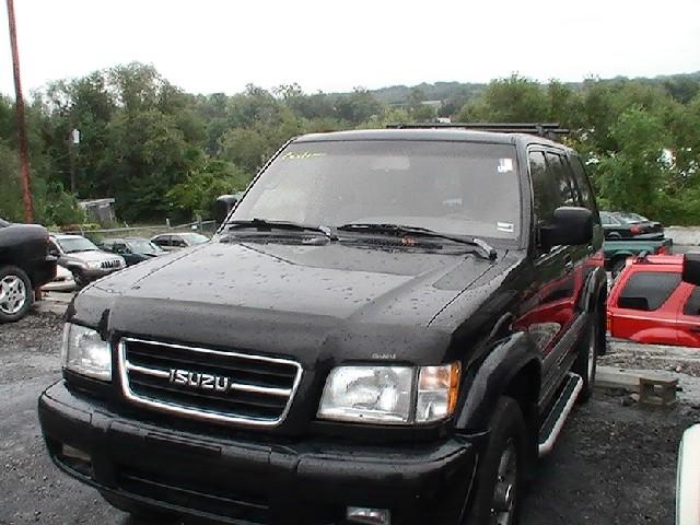 1999 Isuzu Trooper XR