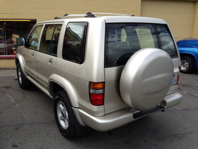 1999 Isuzu Trooper EX AWD