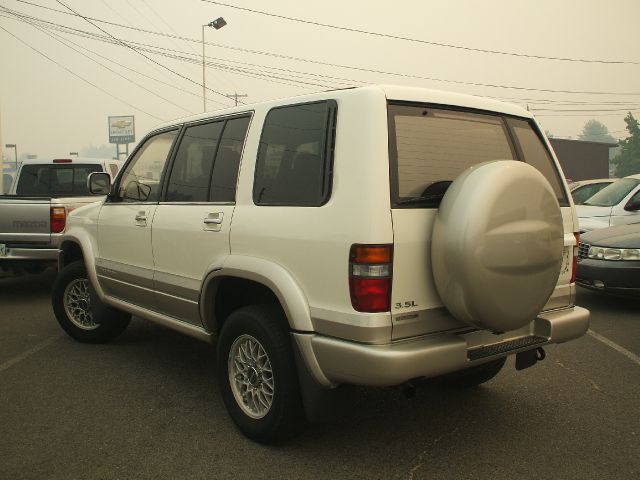 1999 Isuzu Trooper Coupe