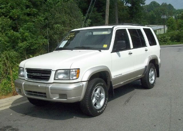 1999 Isuzu Trooper EX AWD