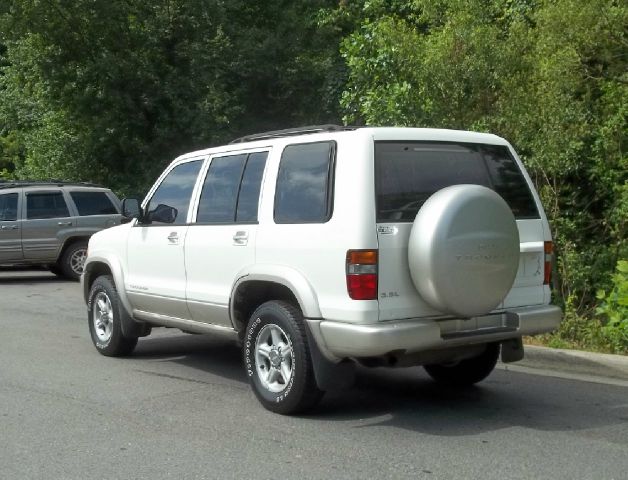 1999 Isuzu Trooper EX AWD