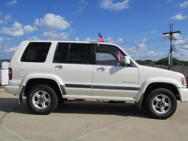 1999 Isuzu Trooper EX AWD