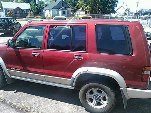 1999 Isuzu Trooper XR