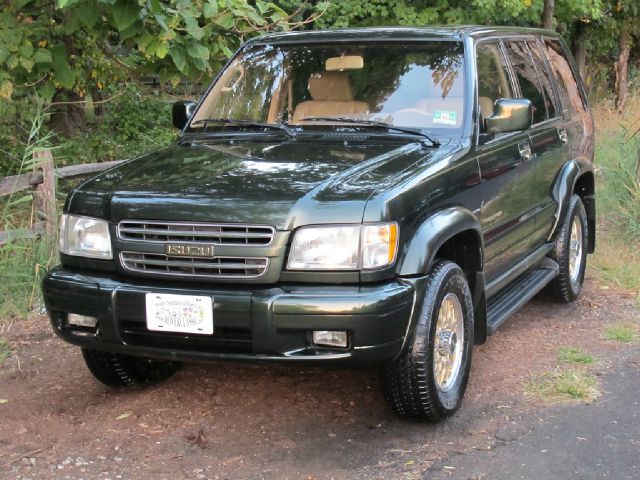 2000 Isuzu Trooper Super